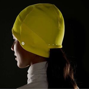 Lululemon Run for It All Beanie - Sonic Yellow